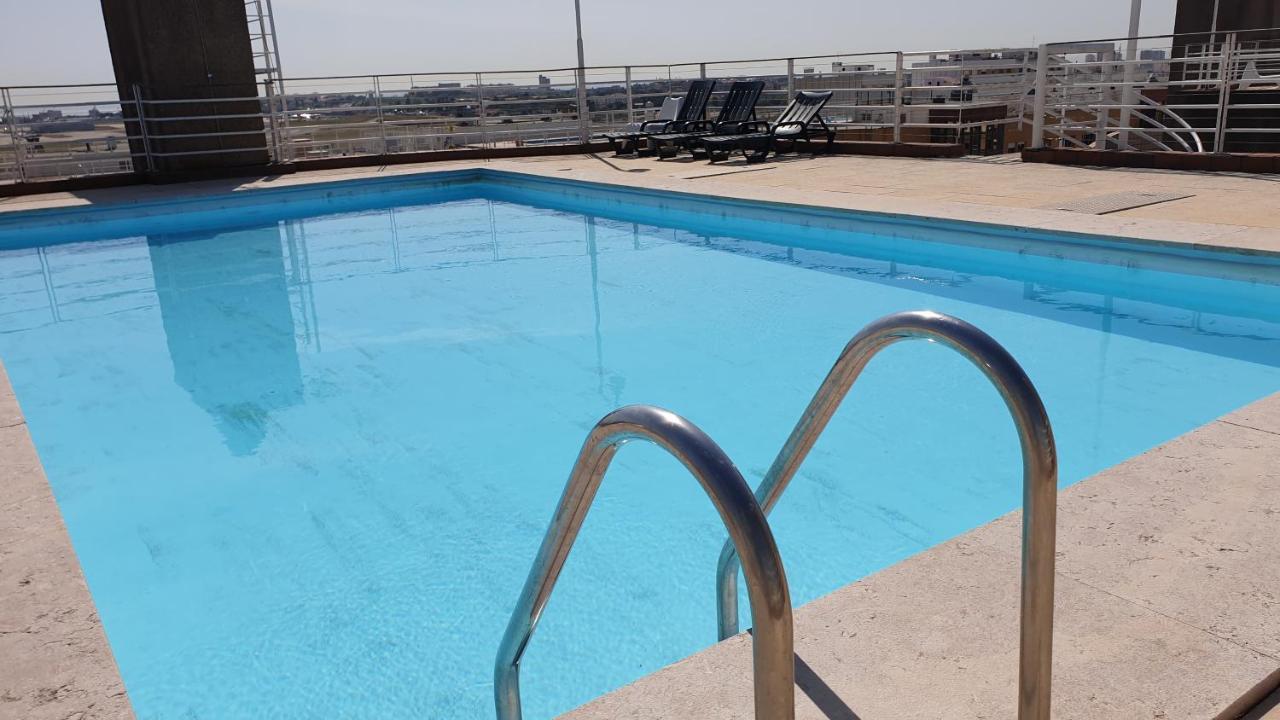 Apart Lisbon Pool Metro Garage Екстериор снимка