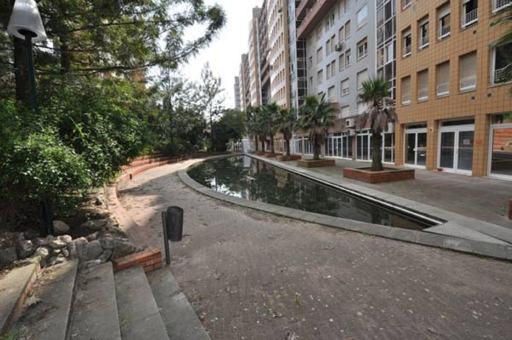 Apart Lisbon Pool Metro Garage Стая снимка